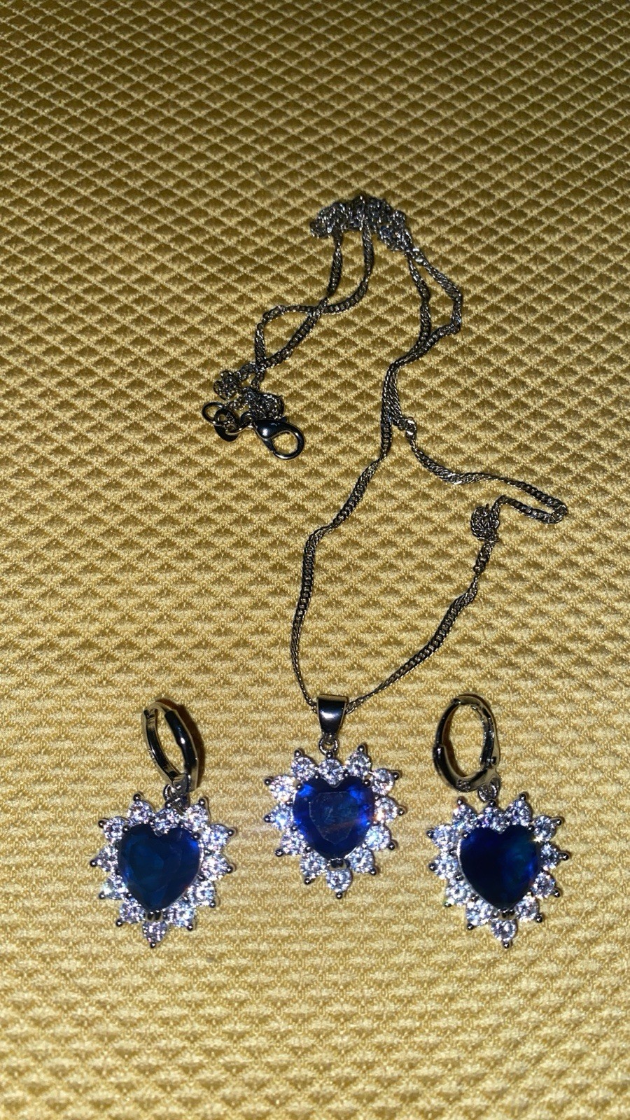 NEW Faux Sapphire & Diamond – Heart Shaped Pendant & Earring Set