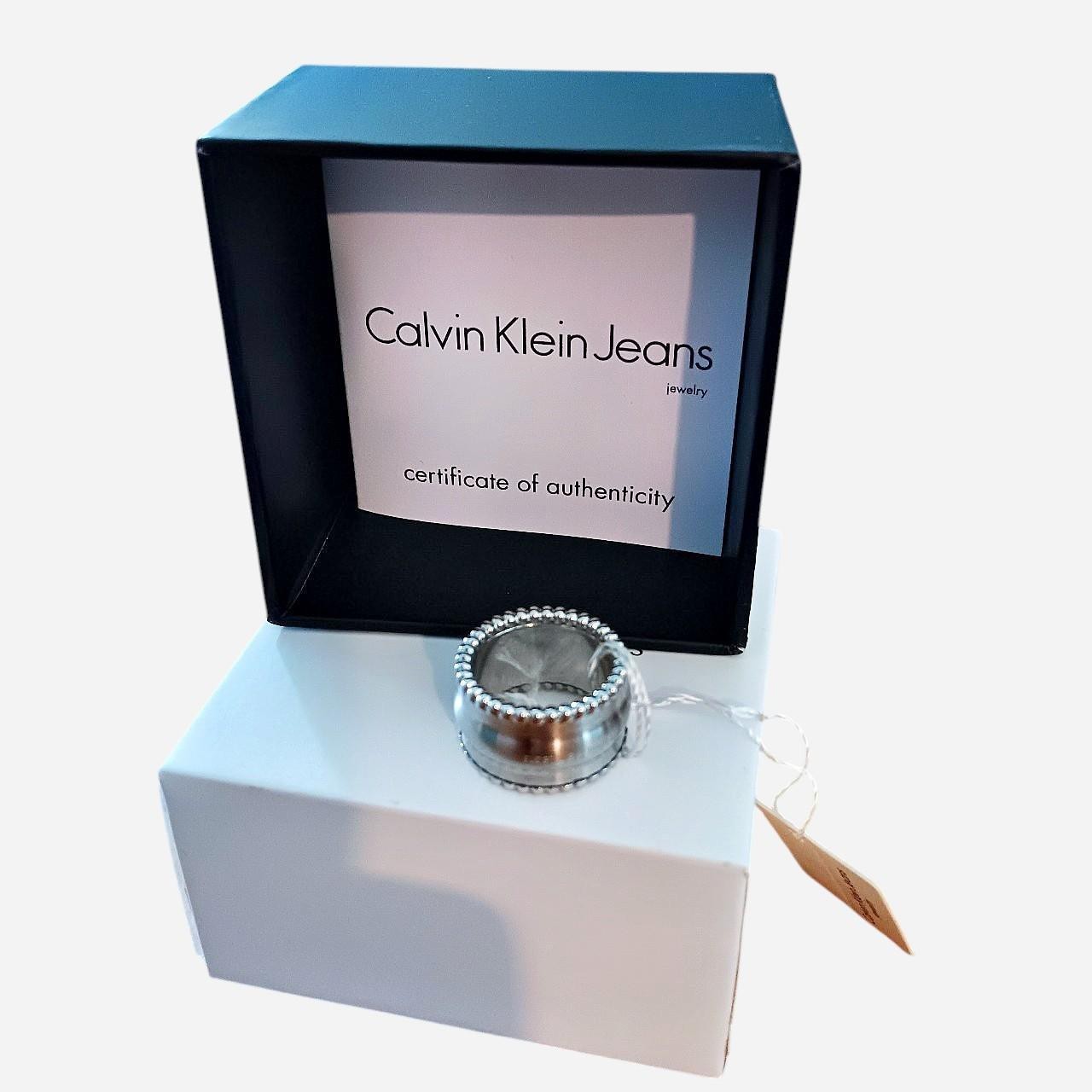 Calvin Klein Jeans New In Box Size 3.5 Ring Band Silver Tone Jewelry Women’s New
