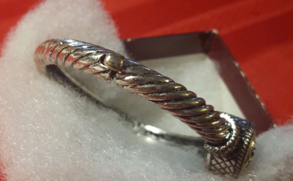 SILVER TONE BANGLE BRACELET PUSH BUTTON CLASP MAGNETIC INTERCHANGEABLE CENTER