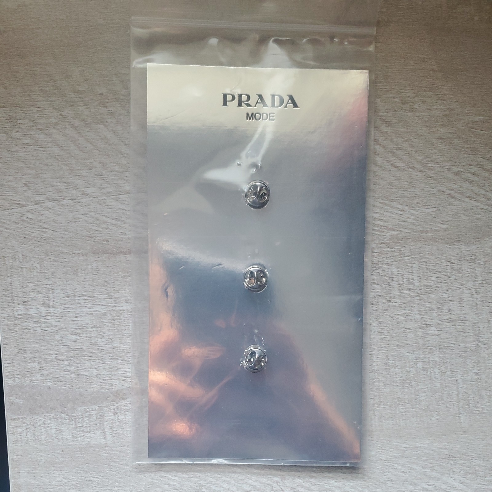 PRADA Mode Enamel 3-Pin Set Triangle Shape Silver Red Black Fashion Theme