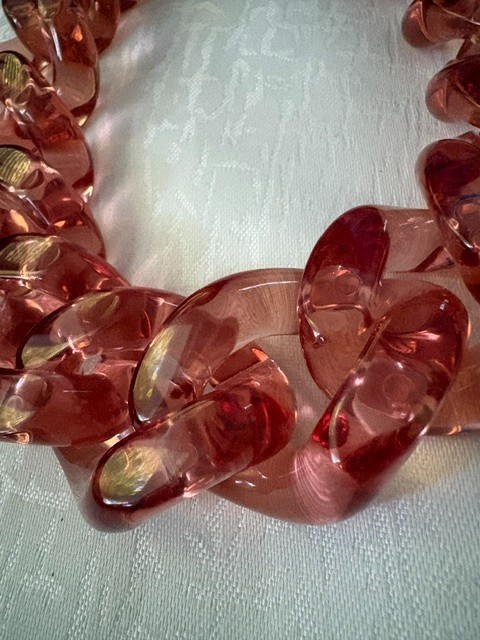 J.Crew Chunky Pink Acrylic Chain Link Necklace Italy Made Gold Tone