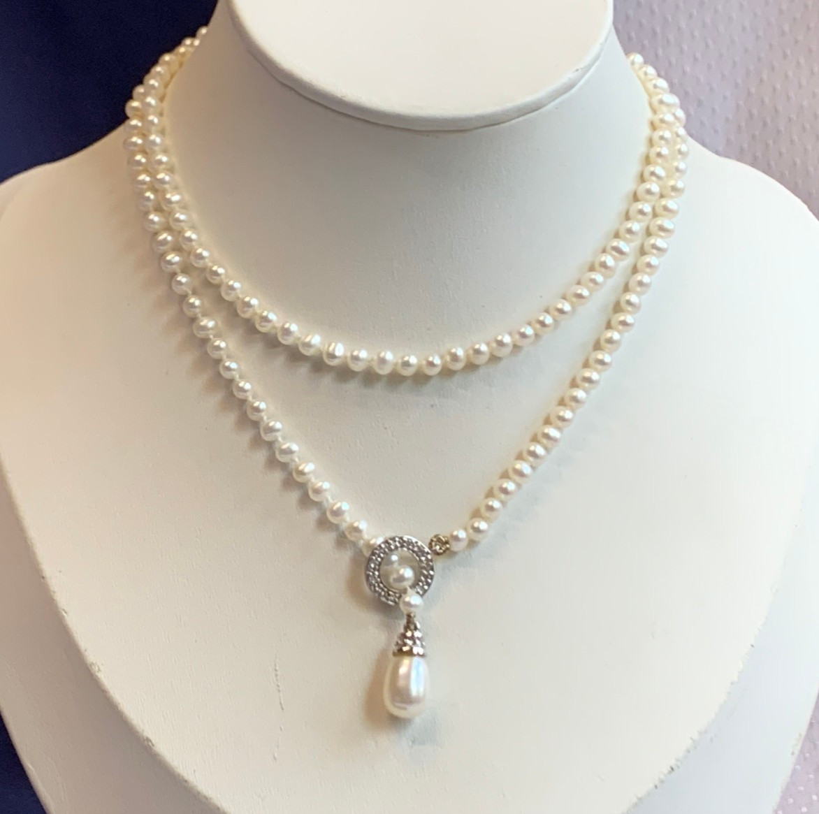 14K White Gold Pearl Lariat Necklace 24″ Fine Jewelry Clear Stones *READ*