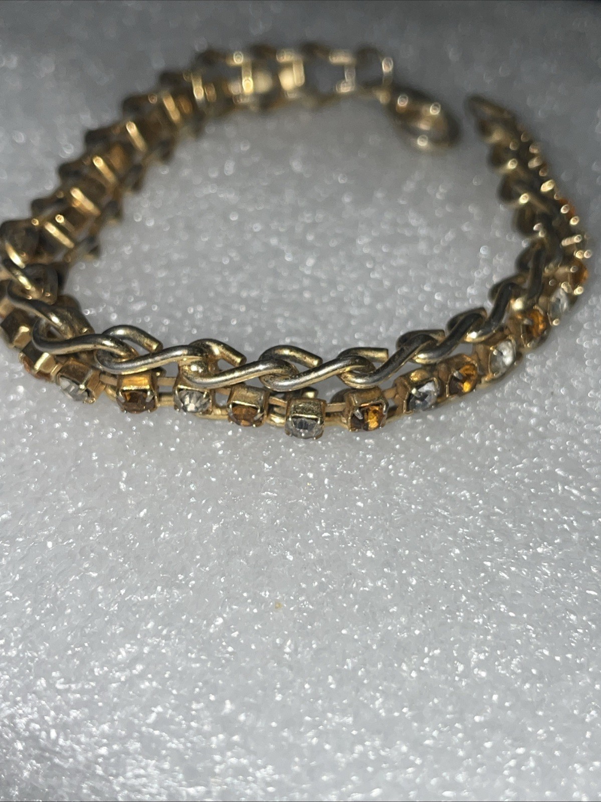Vintage Rhinestone & Gold Tone Tennis Bracelet 7.25in Fold-Over Clasp