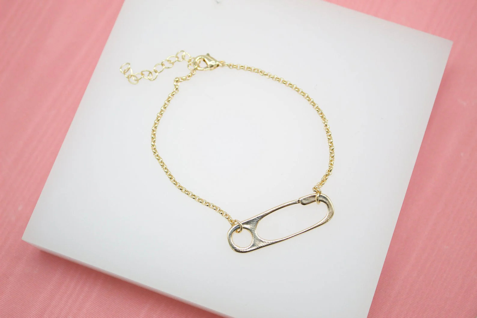 18K Gold Filled Paper Clip Charm Rolo Chain Bracelet (I179)