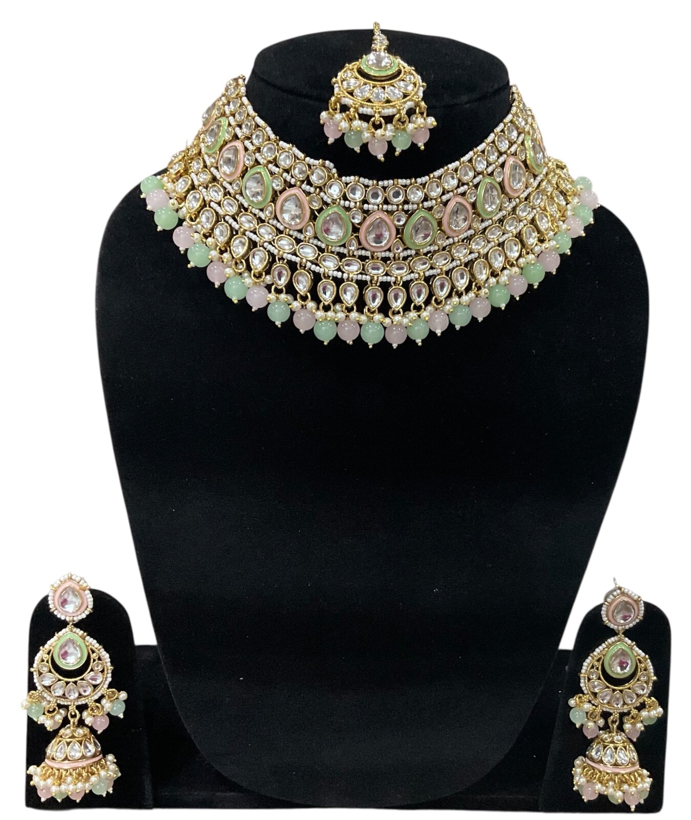 Indian Gold plated Kundan Punjabi Wedding Jewelry Set With Mangtikka