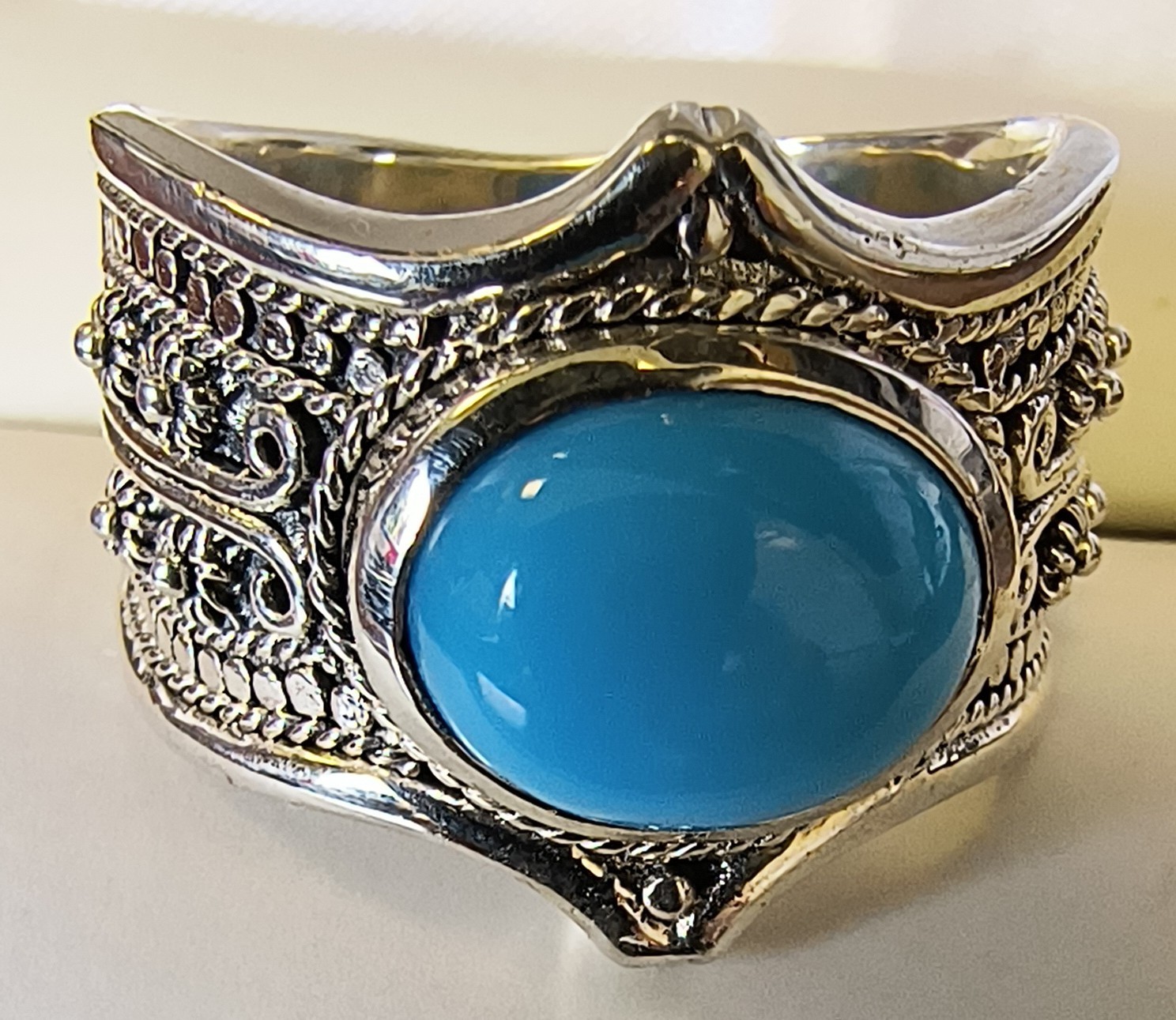 Samuel B. Turquoise Ring, Sculpted Sides, Size 7, 925 Silver Band
