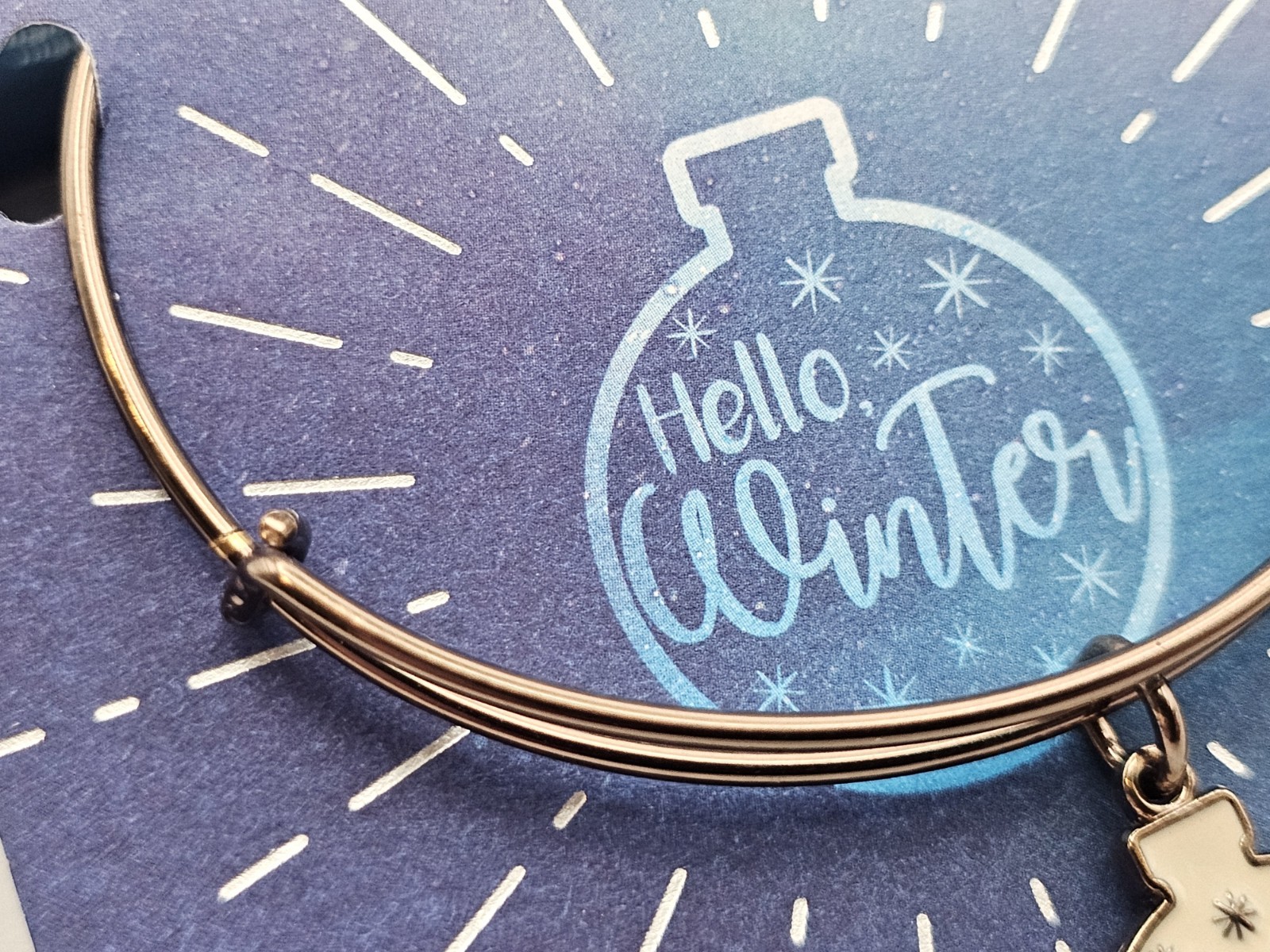 Authentic Alex & Ani Hello Winter Ornament, Metallic Hazel Charm Bracelet ✨️ 🎄