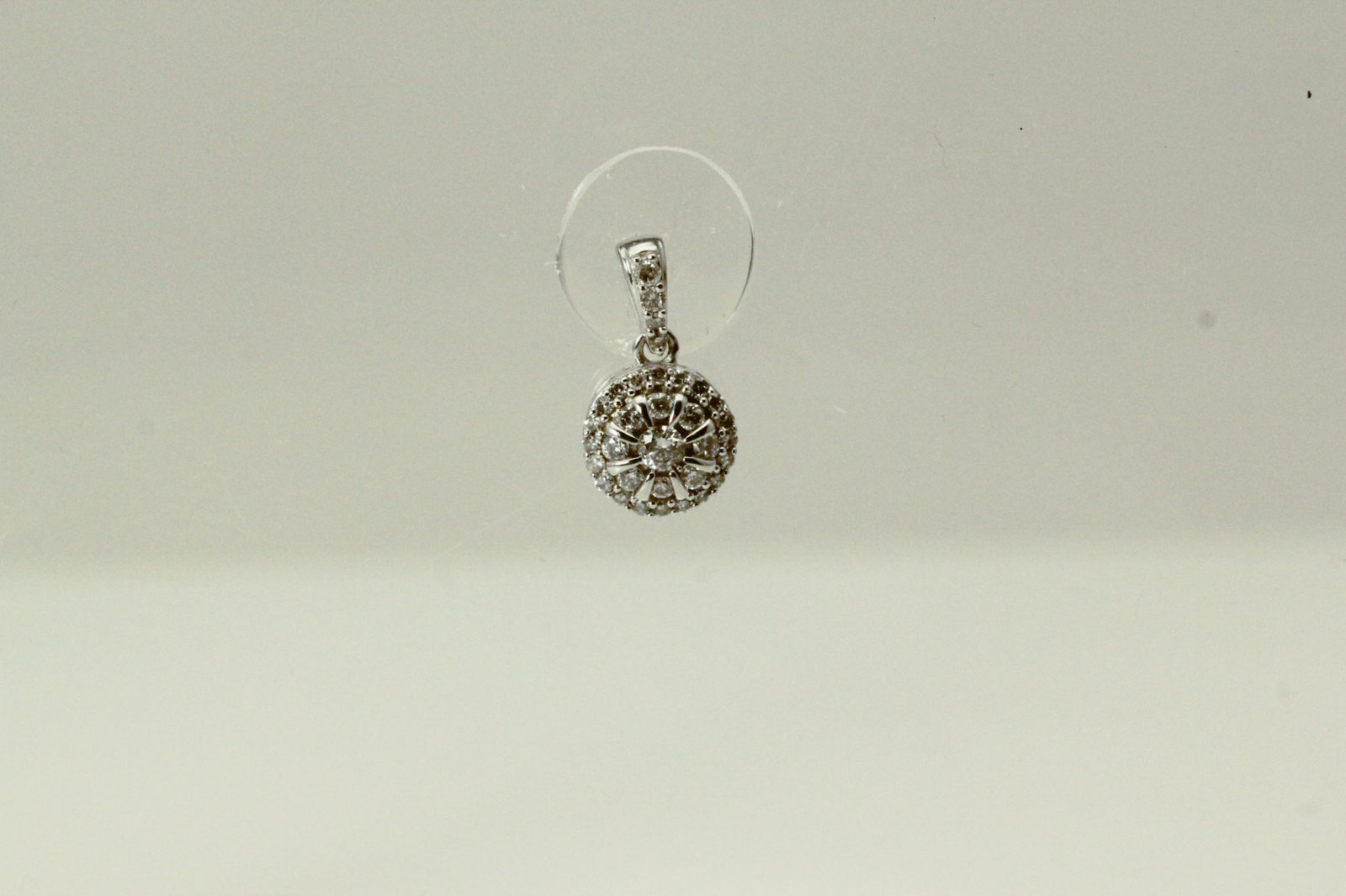 10k White Gold Diamond Cluster Small Round Pendant 1.1 Grams (PEN9721)