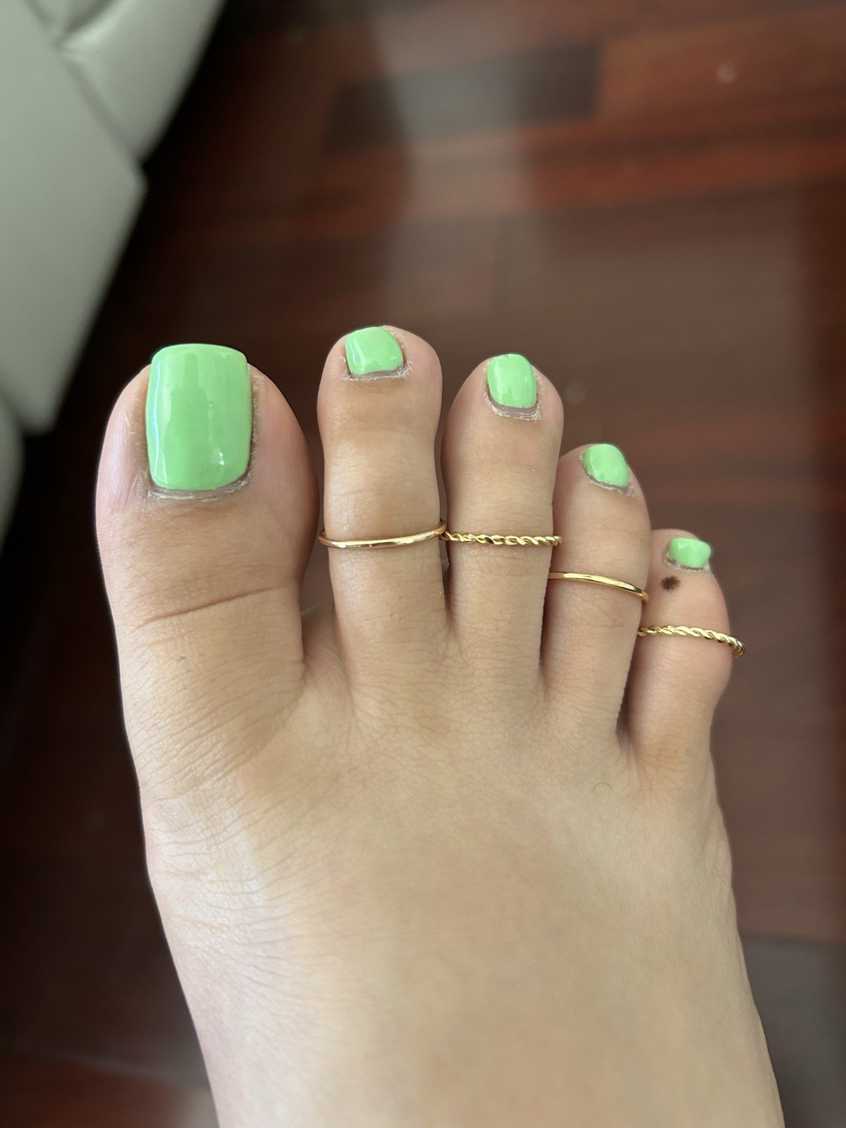 4PC Gold Color Stackable Toe Ring Set for Women Twisted Adjustable Beach Jewelry