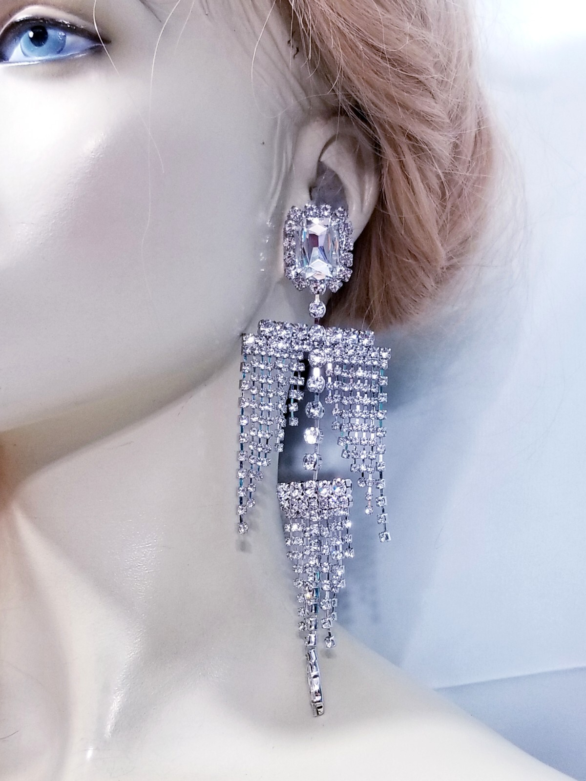 Bridesmaid Drop Dangle Chandelier Earrings 5.8 in Clear Rhinestone Pageant Prom