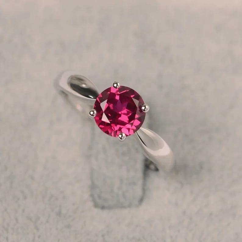Round Cut Pink Sapphire Ring 925 Sterling Silver Women’s Engagement Ring