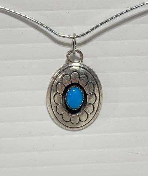 925 Sterling Silver Oblong Turquoise Pendant/Women
