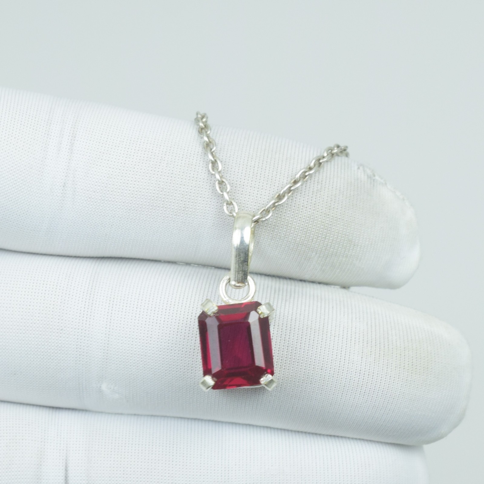 Birthstone Gift For Wife 925 Solid Sterling Garnet 15Cts Unique Pendant,