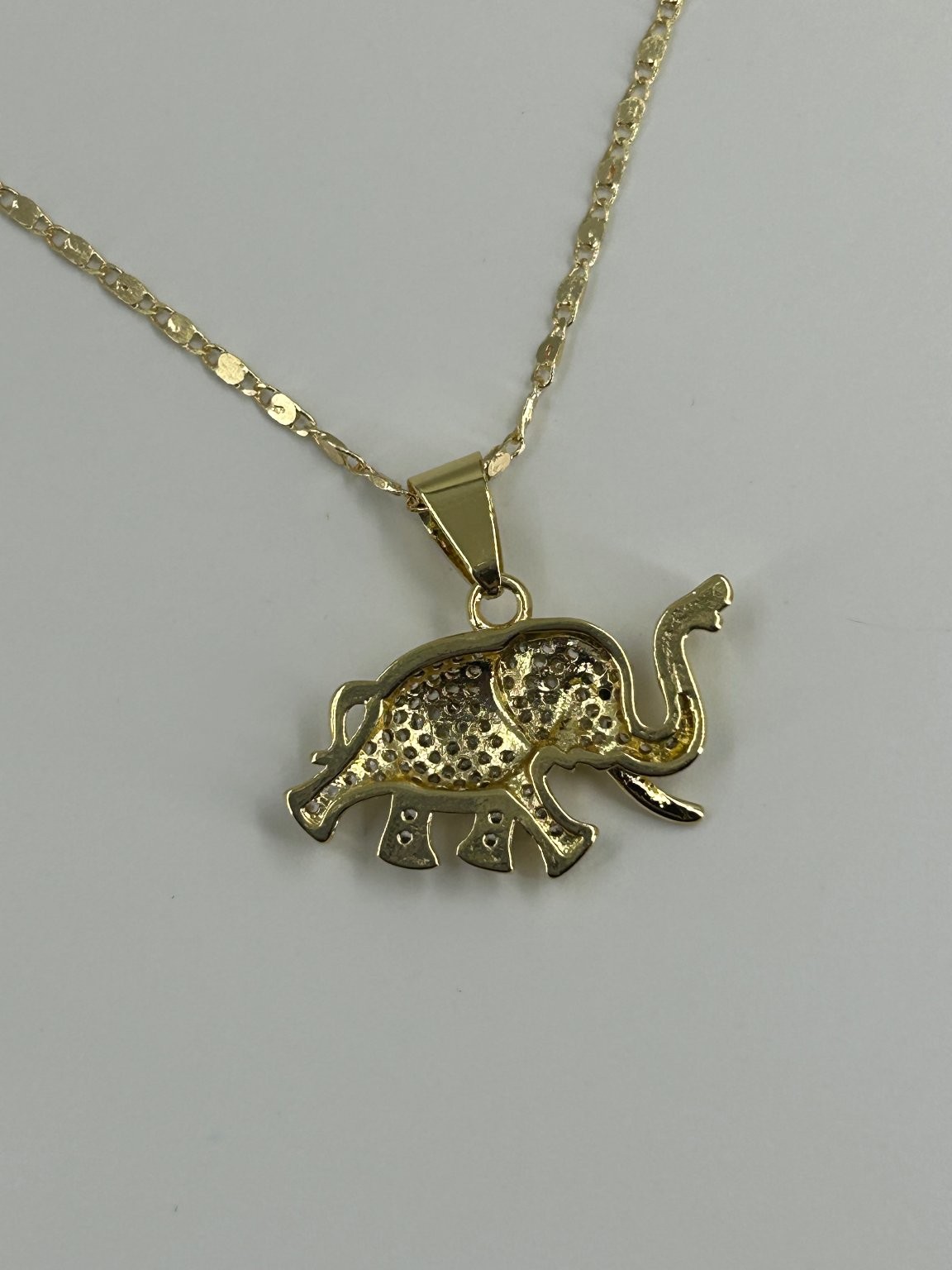 Gold Tone Elephant Pendant Necklace 18 Inch Chain Rhinestone Detail