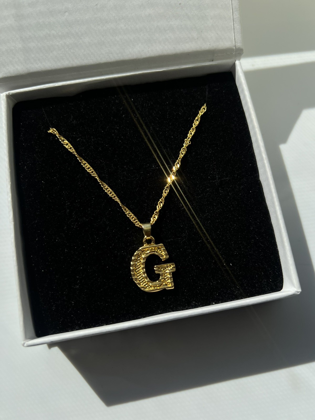 Big Kid’s Children Toddler Unisex Initial Letter “G” Pendant Necklace