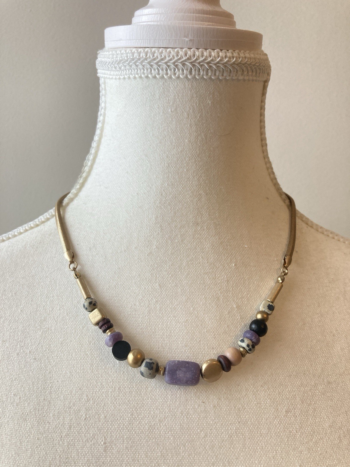 Mixed Bead Collar Necklace Gold Tone Purple Stone Dark Romantic Snake Chain