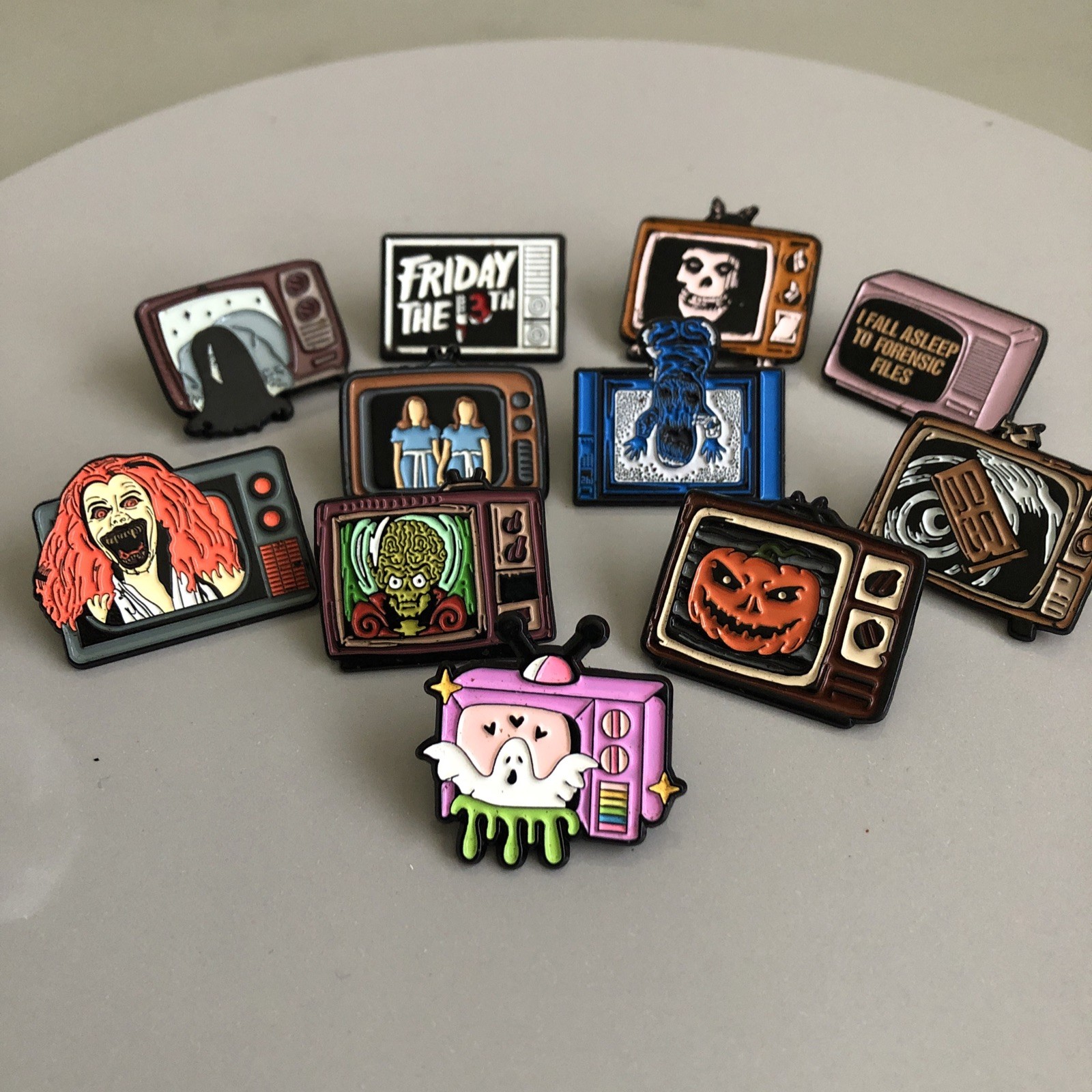 Horror Movie Set 11 Enamel Pins TV Shape Michael Ring Halloween Poltergeist