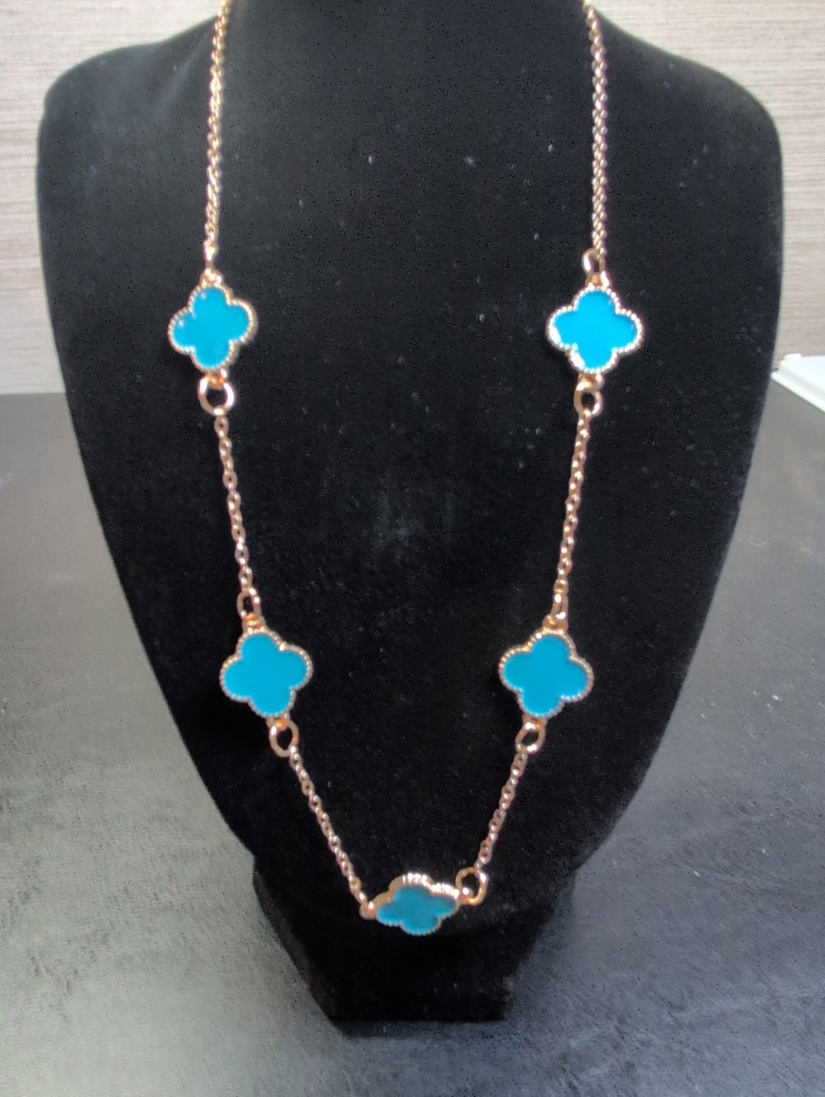 Gold Tone Necklace With Blue Flowers? 18 In Long With 1-in Extender
