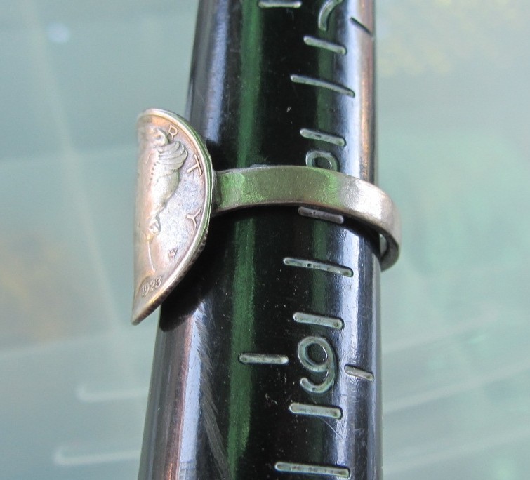 Vintage Fashion Jewelry 1923 Liberty Head Dime made into ring sz 8.25