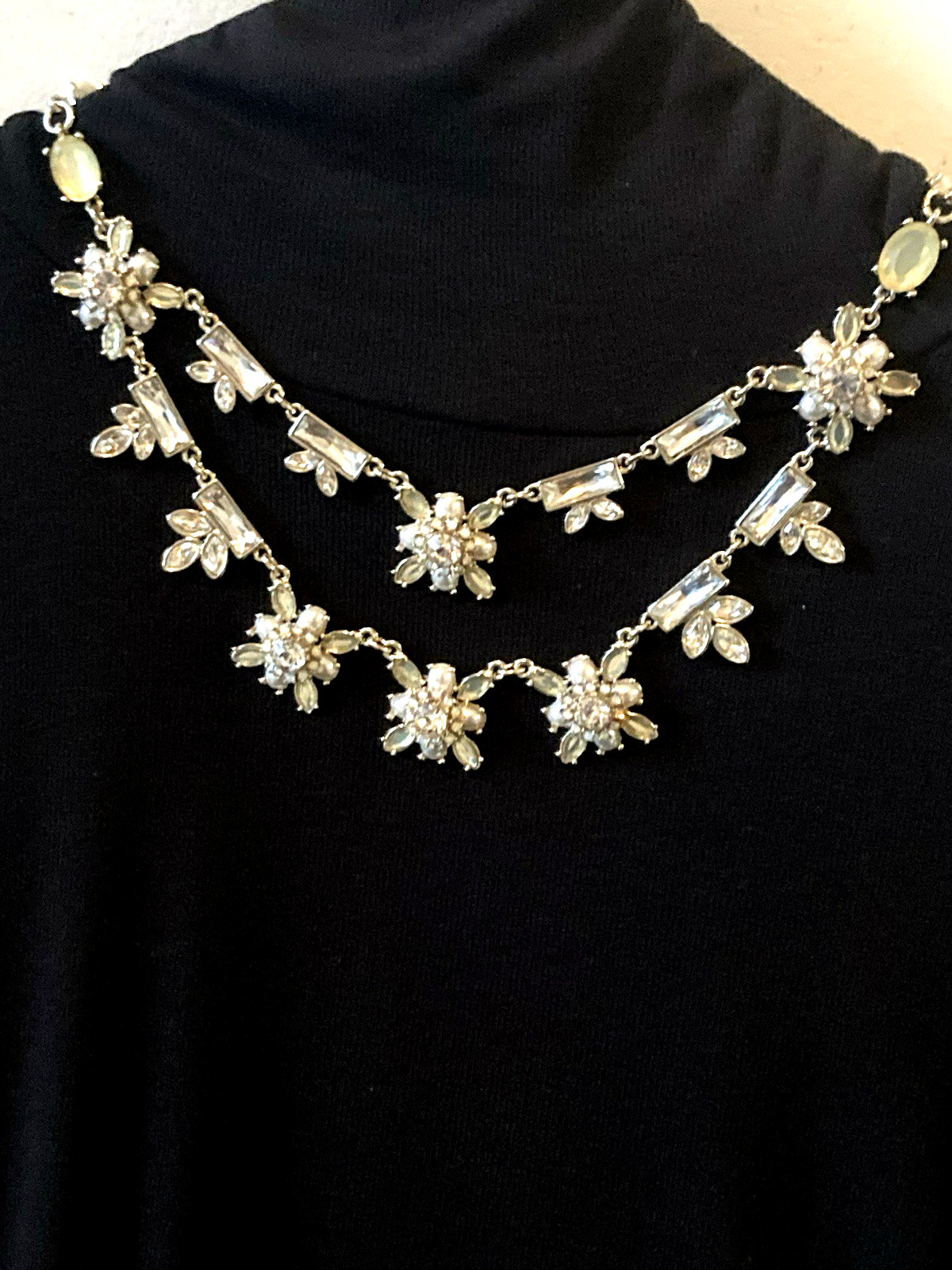Clear Rhinestone Flower Bib Statement Collar Necklace