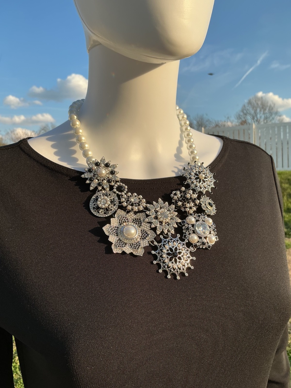 Necklace White House Black Market Silver Tone Floral