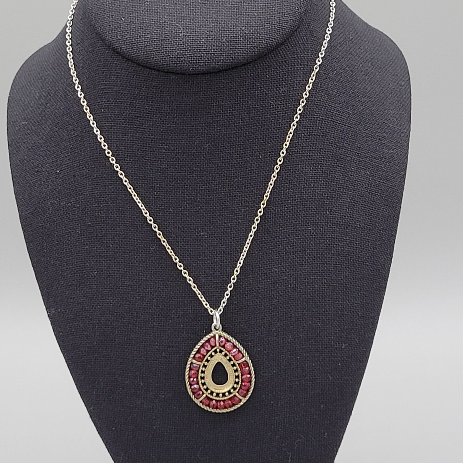 Adult Jewels Signed Silver Tone Cable Chain Necklace & Beaded Pendant 16 in