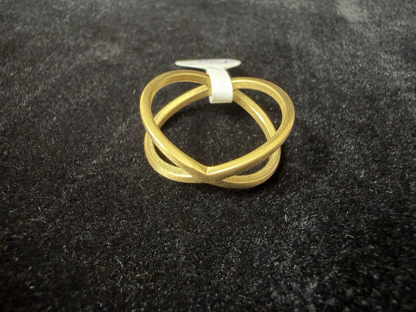 Gold Crisscross X-Ring Size 9