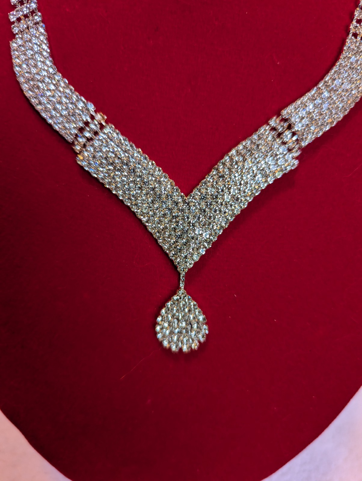 Sparkling White / Silver Crystal Necklace 13.5″ + 7.25″ and Earrings 1.25″ Set