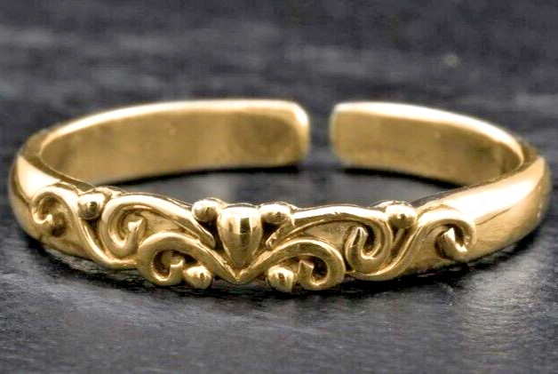 Solid Metal 925 Silver Womens New Style Designer Adjustable Toe Ring Gold Plated