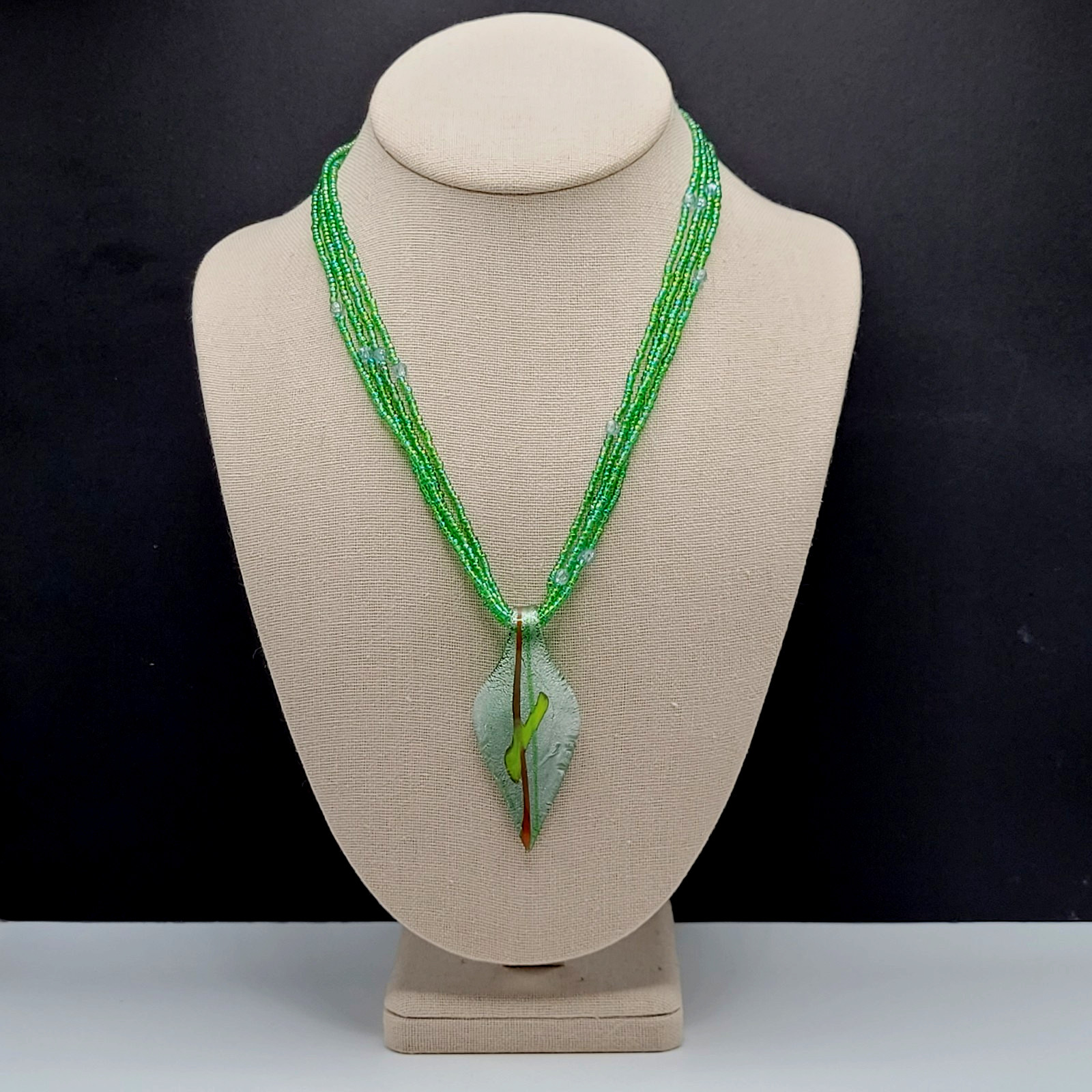 Green Art Glass Pendant Iridescent Seed Bead Multi Strand Necklace Vtg Y2K Era