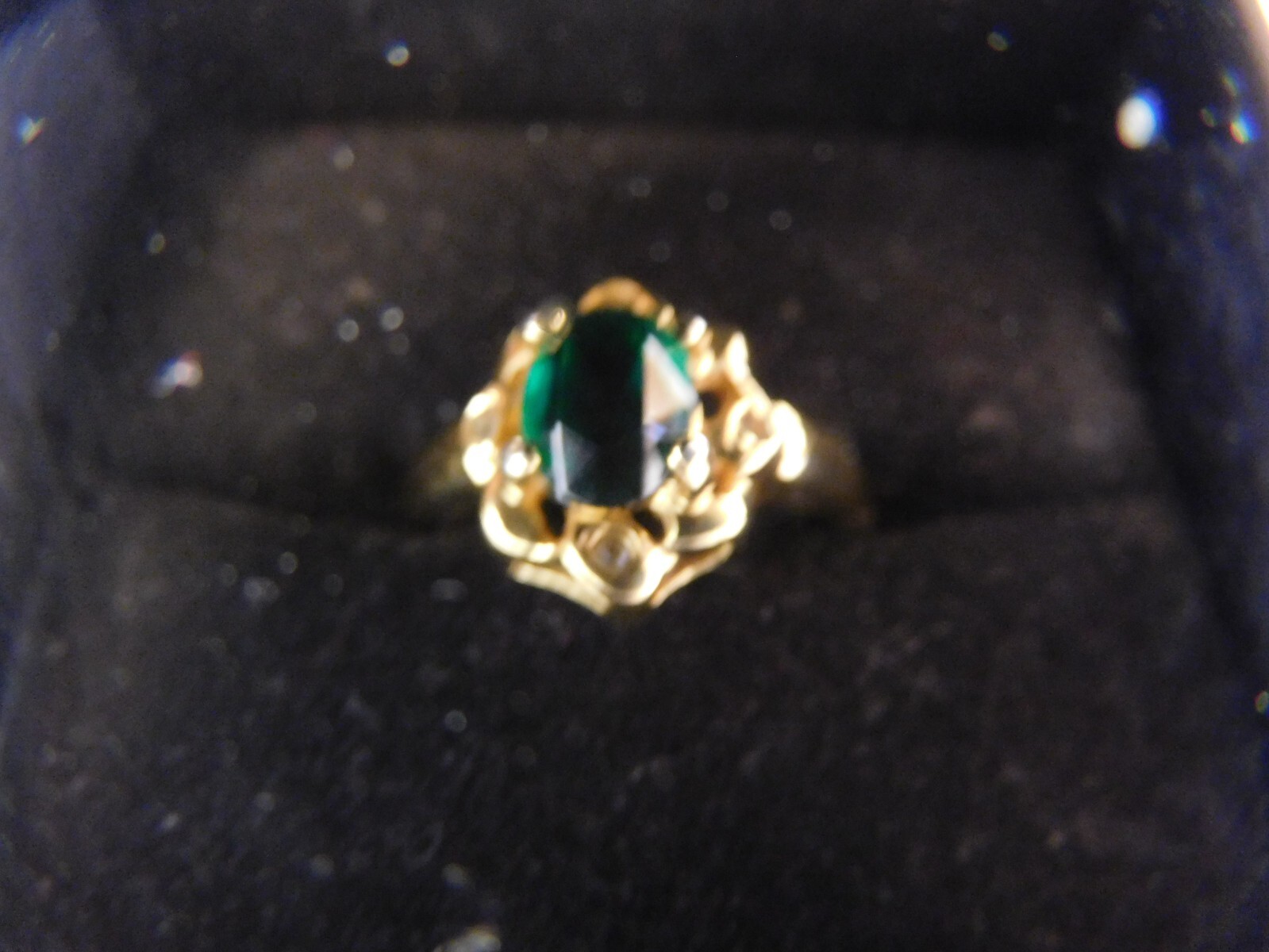 Beautiful Emerald Solitaire, With (2) Small Simulated Diamond Accent Stones