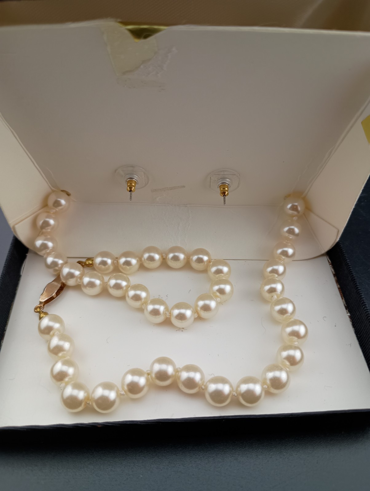 Roman Emerald Pearl Jewelry Necklace Peirced Earrings Yellow Gold Plated W/ Box