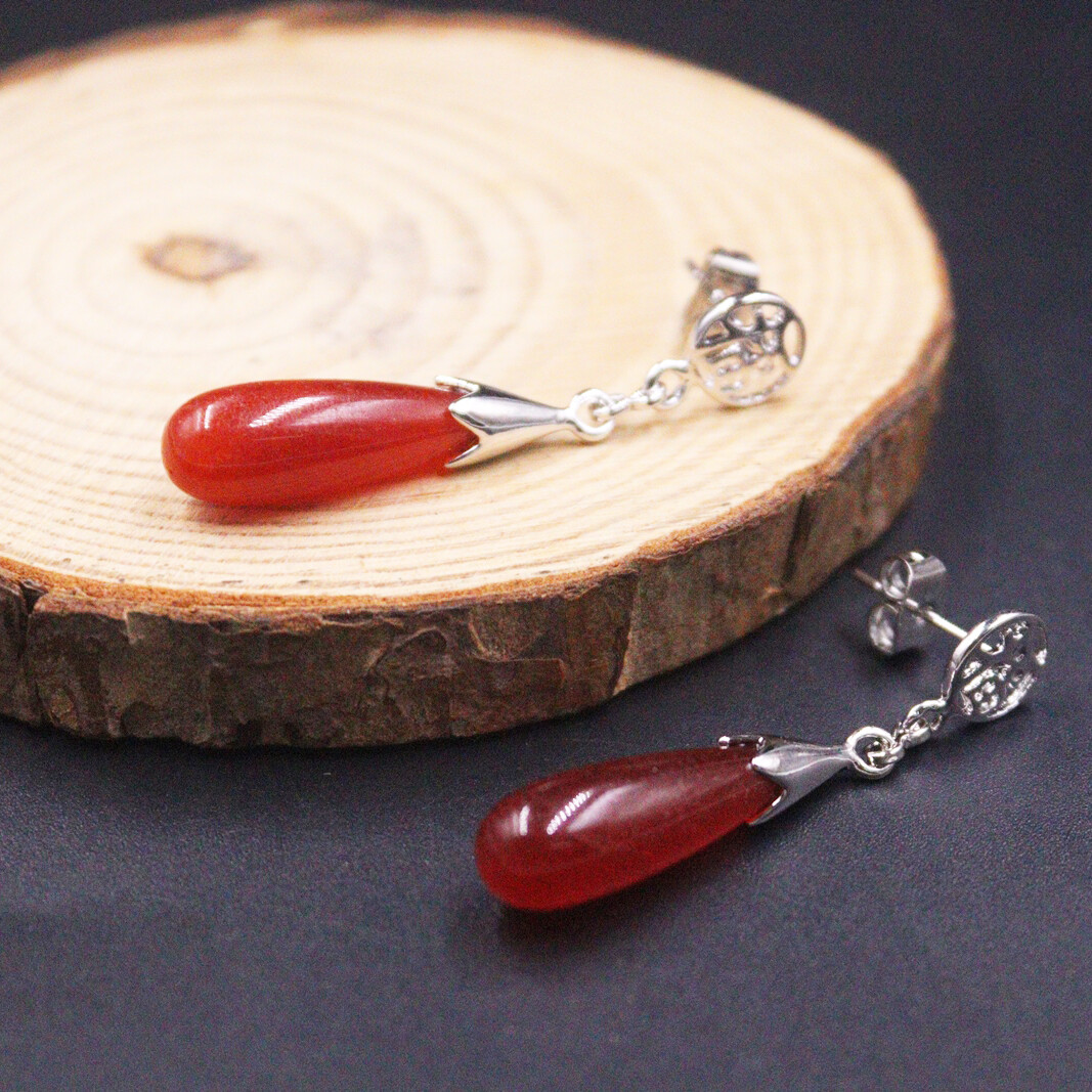 Handmade Red Jade Earrings Dangle Elegant 18K Gold Plated Raindrop Earrings