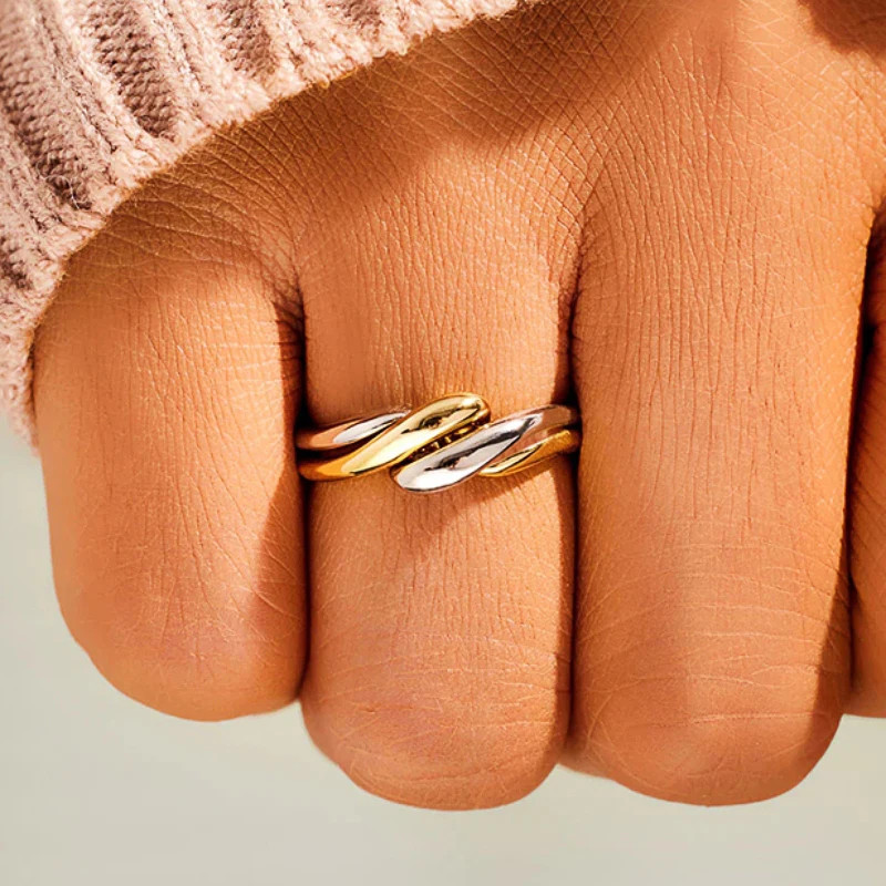 Twist Ring Two Tone Brass Geometric Smooth Wedding Band Womens Jewelry