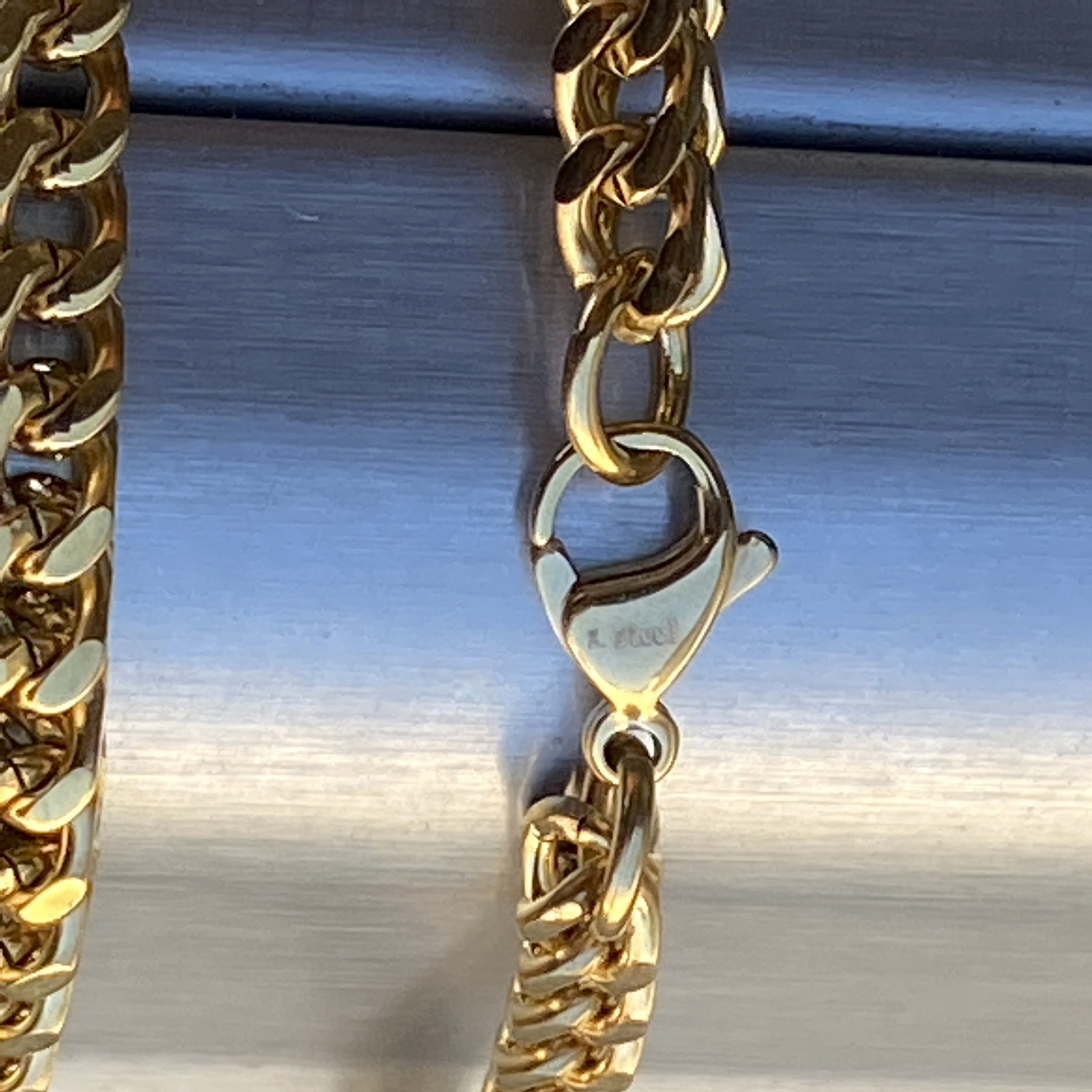 Mens 18K Gold Plated Solid Stainless Steel Franco Chain Heavy 36″ x 5MM Necklace