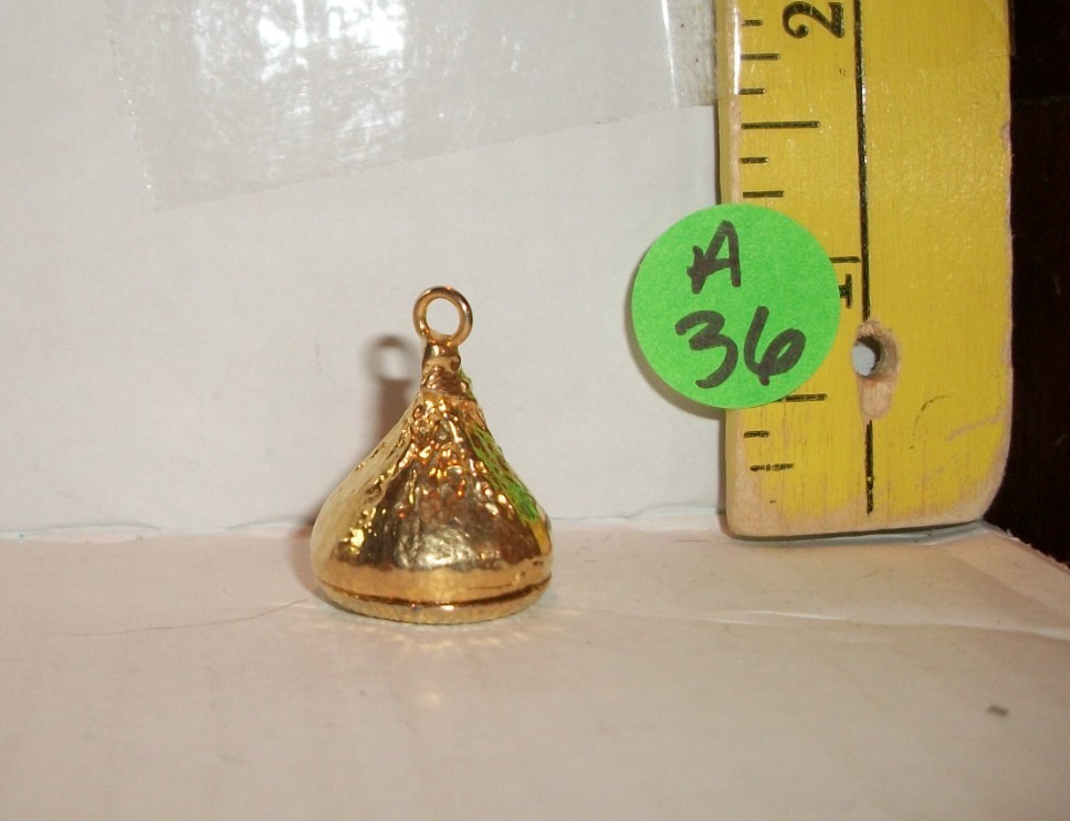 HERSHEYS KISS PENDANT CHARM MAKER UNKNOWN GOLDTONE AS SHOWN A36