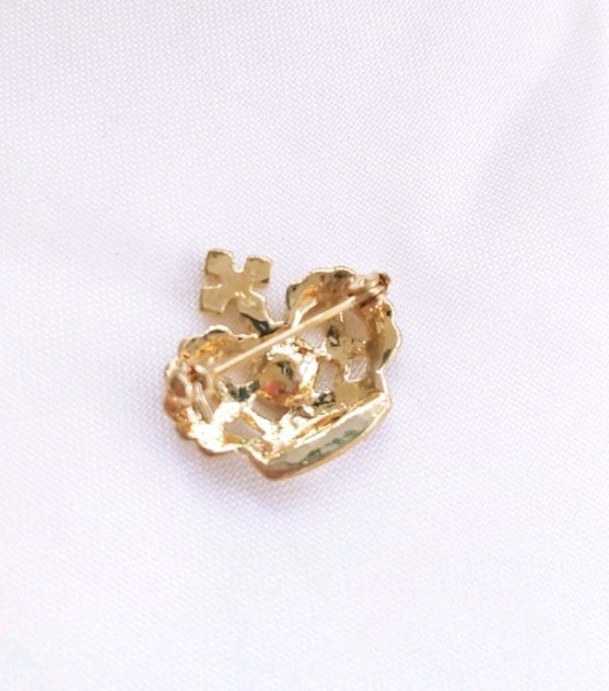 Vintage Crown Royal Royalty King Queen Rhinestone Purple Gold Tone Brooch Pin