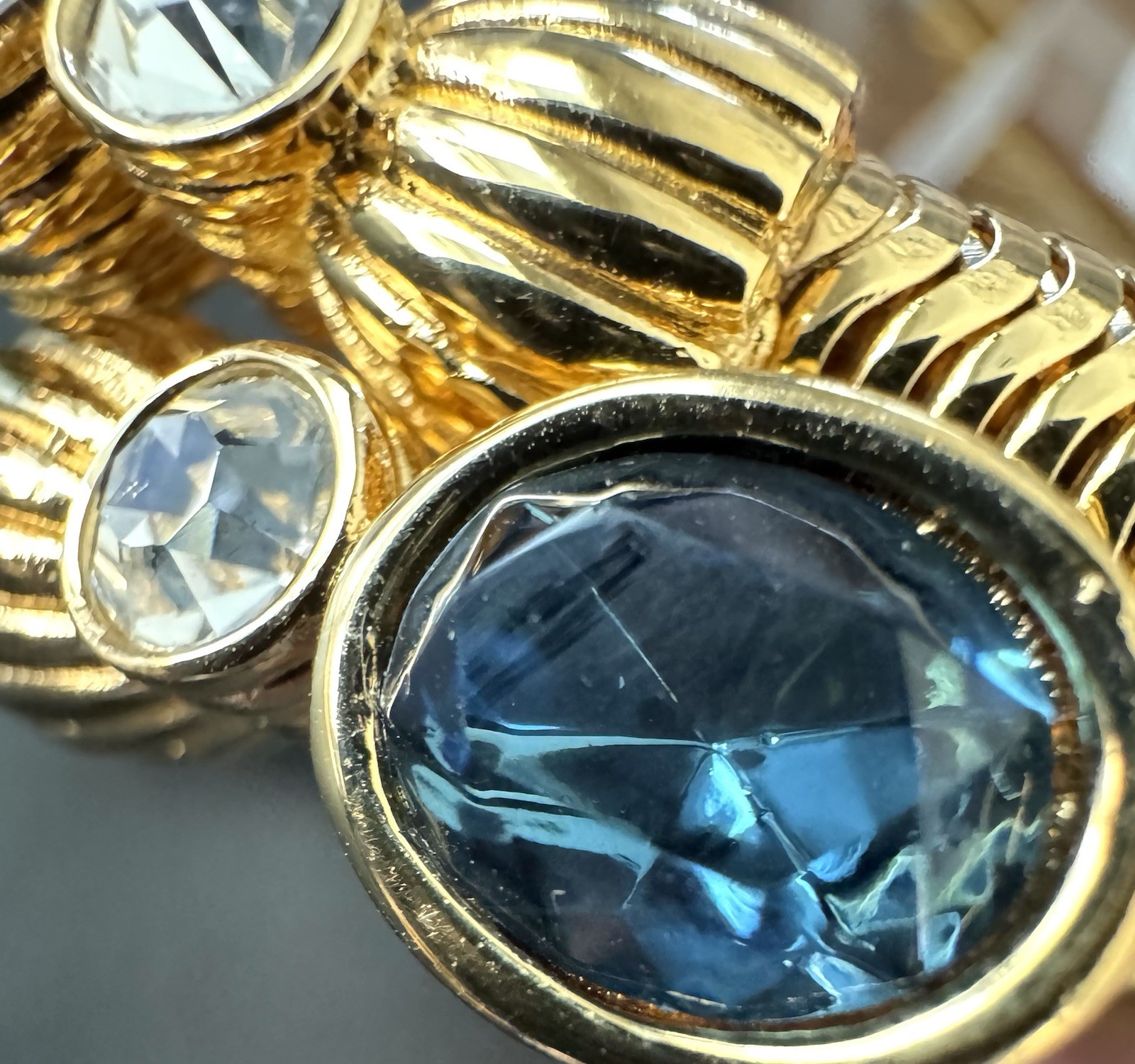 Gold Tone Coil Bangle Bracelet Blue Rhinestone Cluster Flex Tubogas