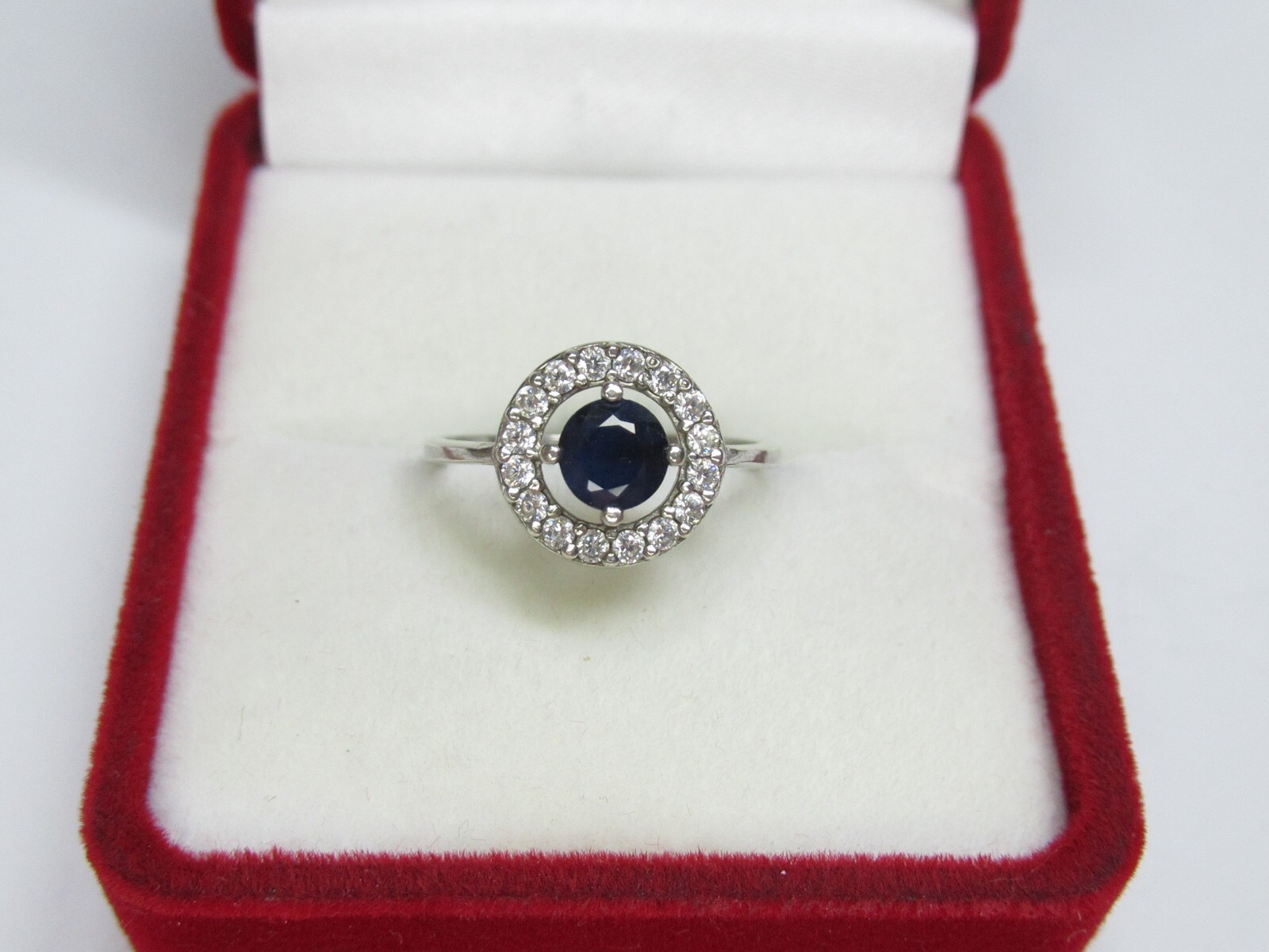 Women’s 925 sterling silver ring, sapphire, cubic zirconia, 1,59 gr, size 5.