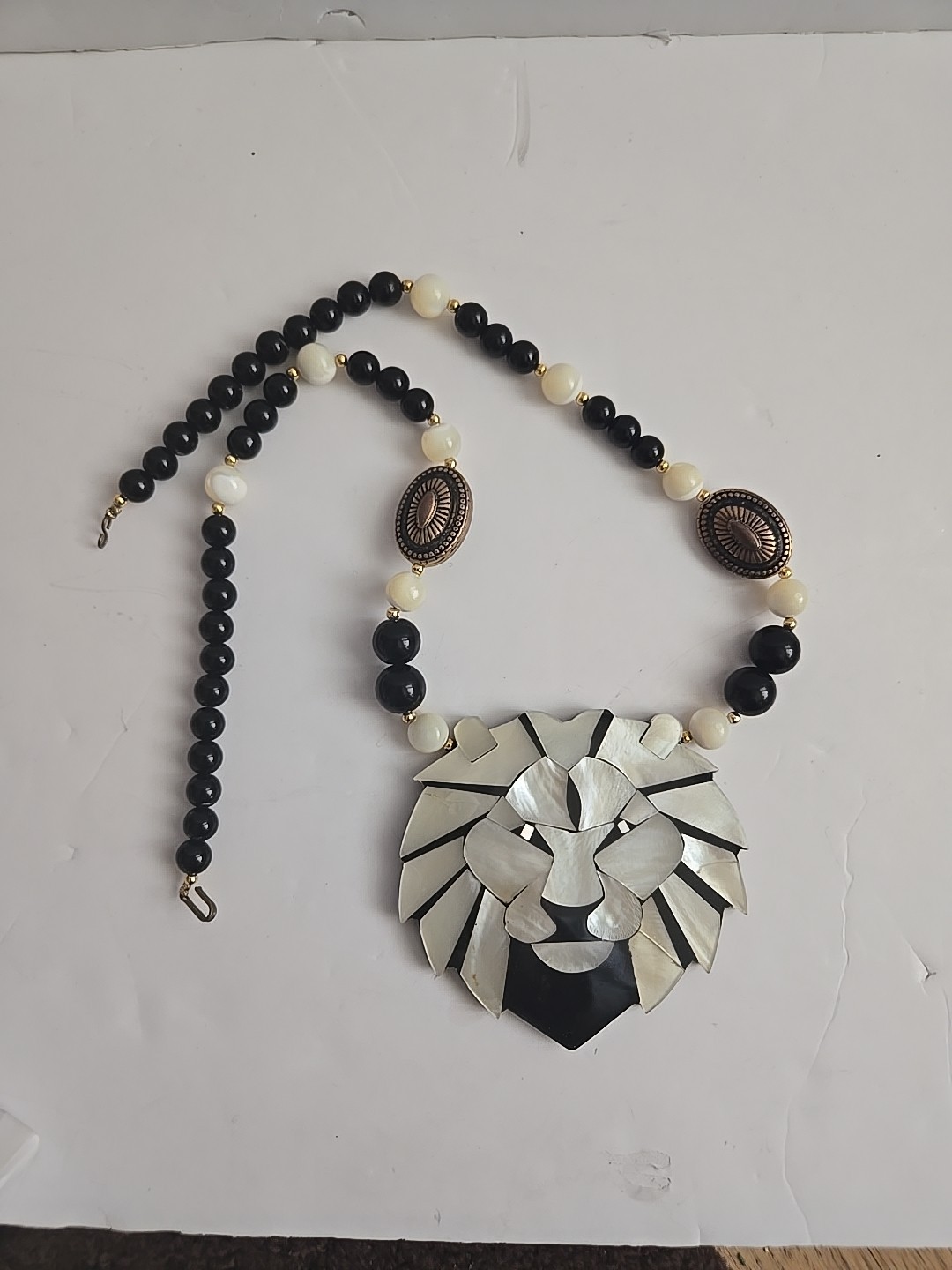 Lion Head Pendant Lee Sands Mother of Pearl Resin Mosaic Black and White AS IS