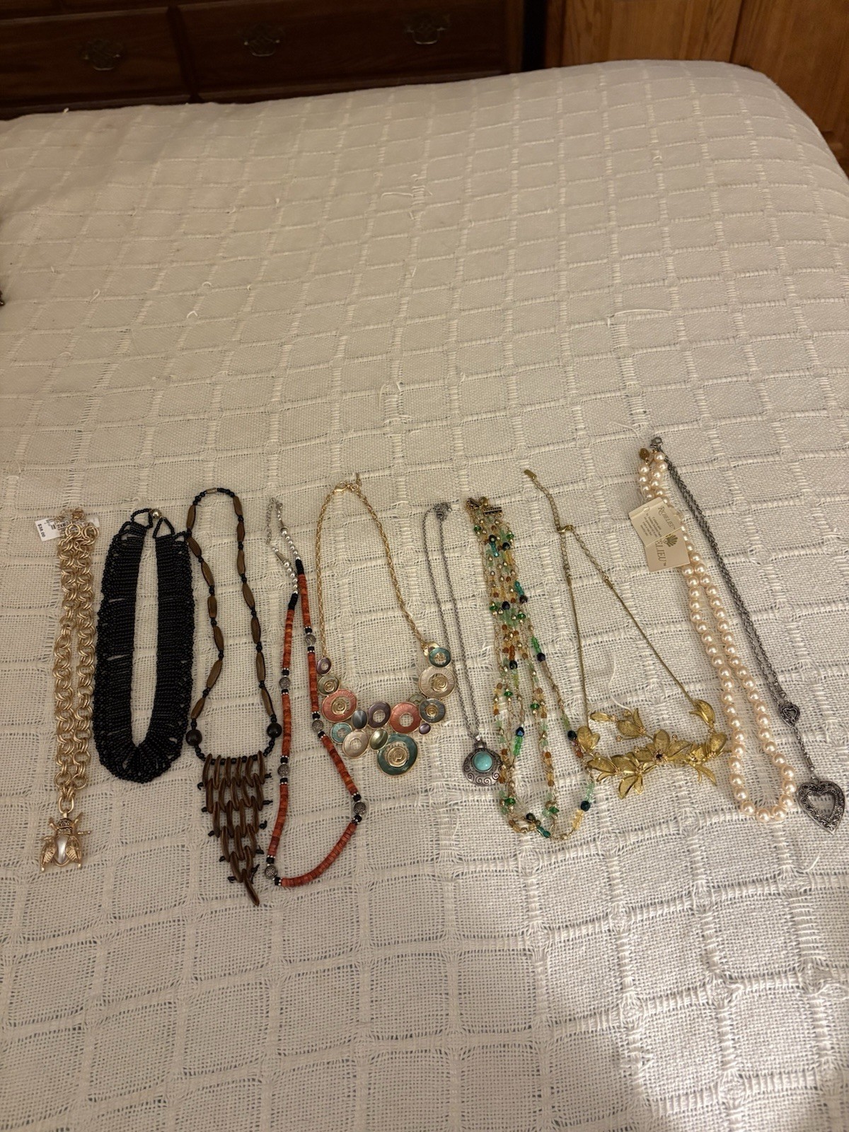 Unbranded necklace lot