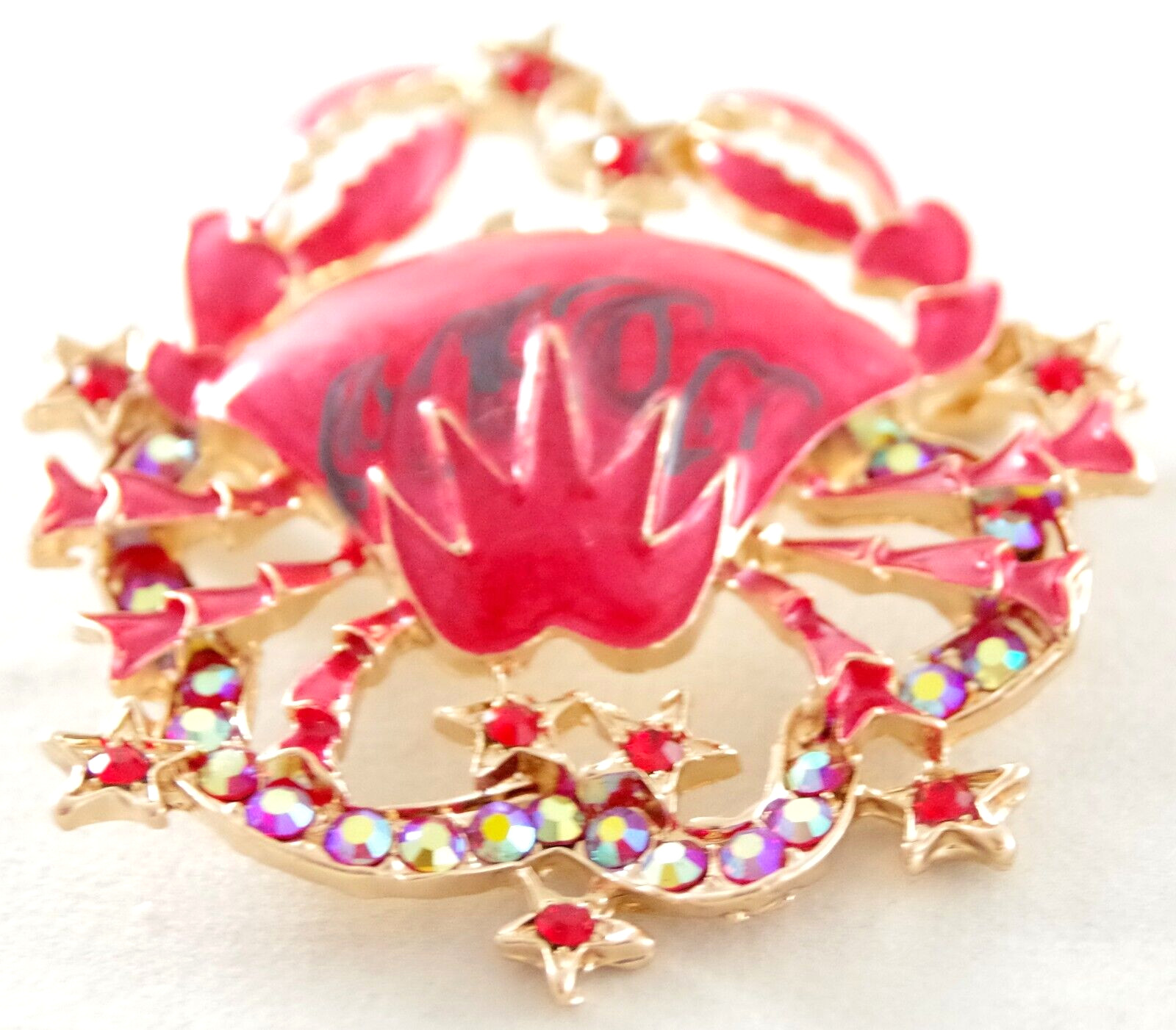 2 3/8″ NWOT DESIGNER STYLE CANCER ZODIAC HOROSCOPE CRAB AB RHINESTONE BROOCH PIN