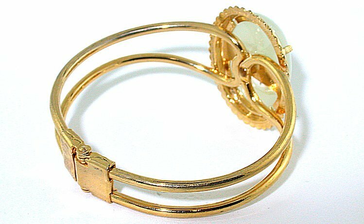30×22 Jade Cabochon Cab Gemstone Spring Load 7 1/2 Inch Goldplated Cuff Bracelet