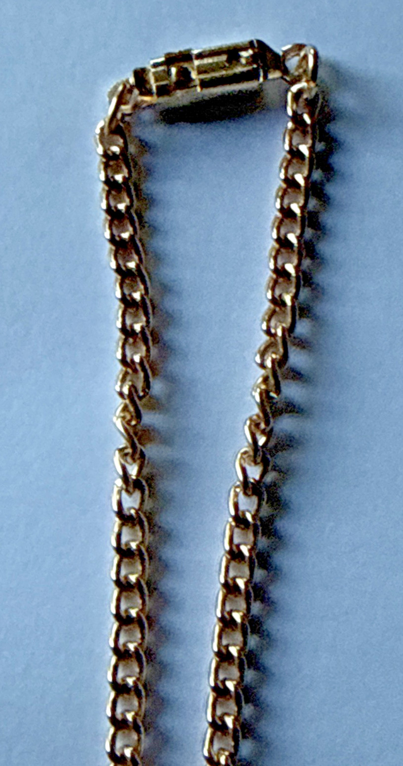 1970’s George Best, Manchester United – Original Gold Tone Bracelet & Pendant