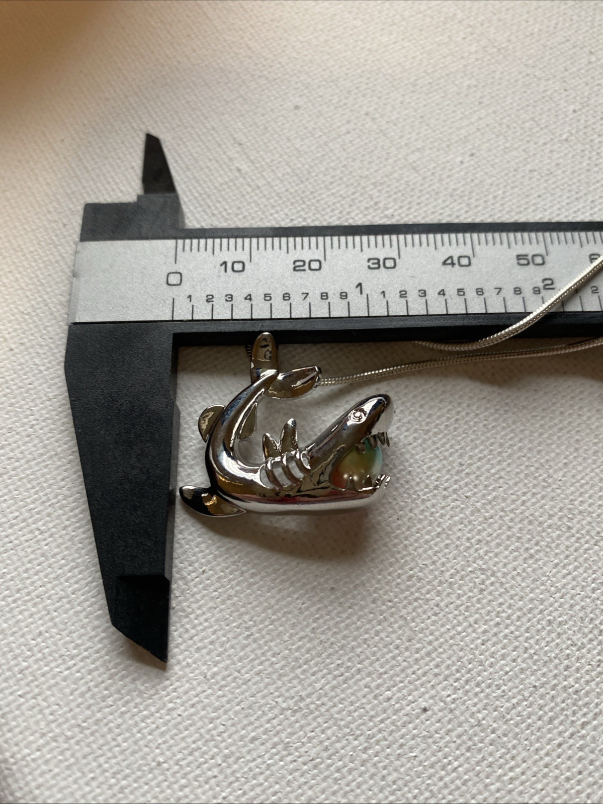 SHARK – Alloy Steel PEARL CAGE pendant. Holds up 8mm