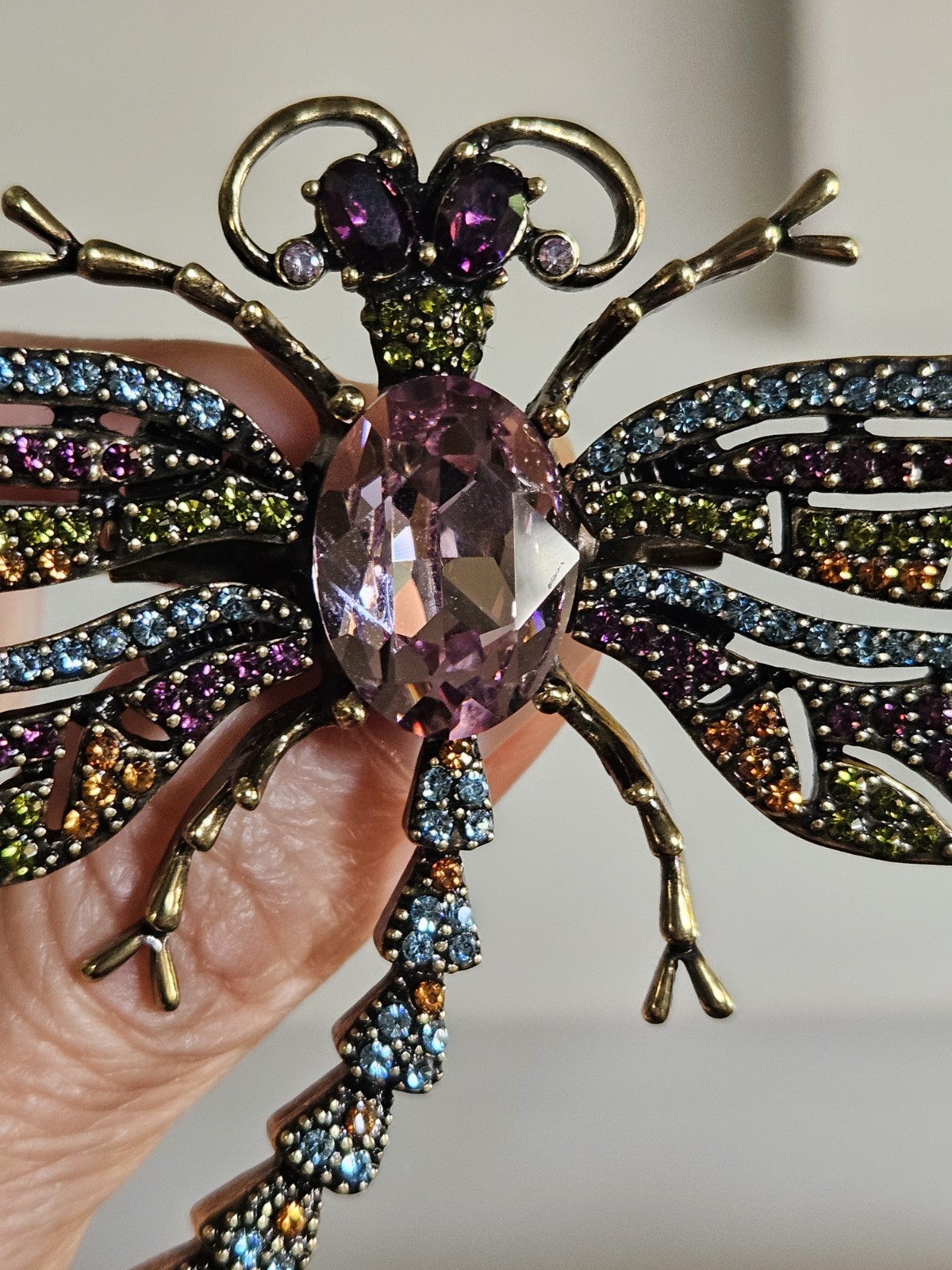 Heidi Daus Dragonfly Trembling Brilliance Crystal Brooch Pin NEW In Box Beauty