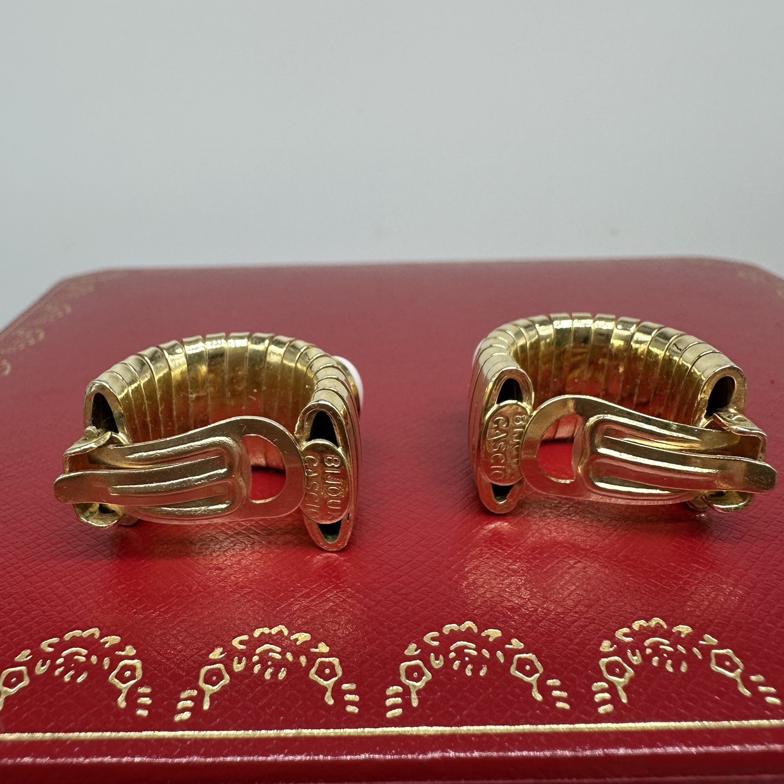 Bijoux Cascio Gold Tone White Cabochon Clip On Earrings