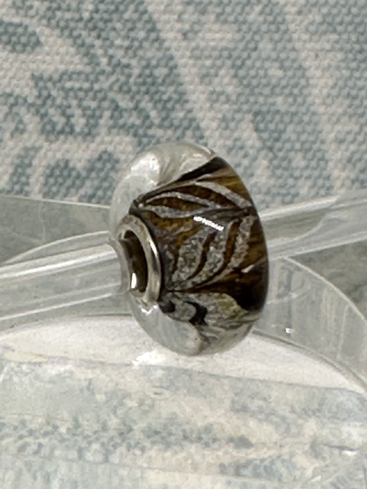 Authentic Trollbeads Roots of Wisdom TGLBE-10442, New & Retired 2021