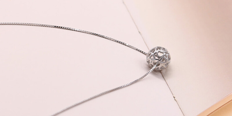 Solid 925 Sterling Silver Hollow Ball Heart Cut Out Pendant Box Chain Necklace