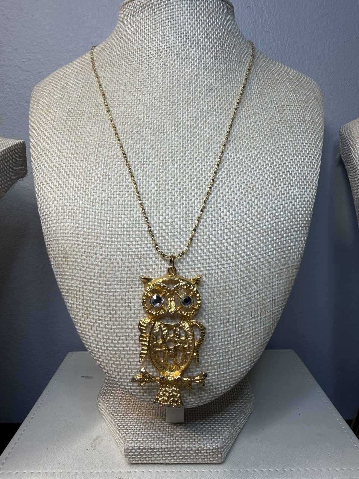 Gold Tone Owl Charm Pendant Necklace Blue Rhinestone Eyes 22in Adjustable